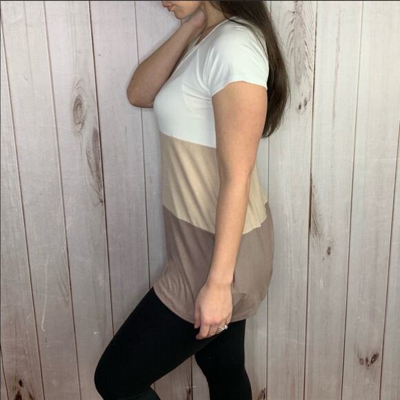 Short sleeve color block tan white medium - Picture 7 of 9